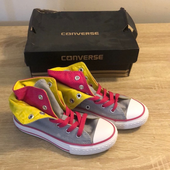 Converse Other - Converse two fold hi top sneaker girls sz 12